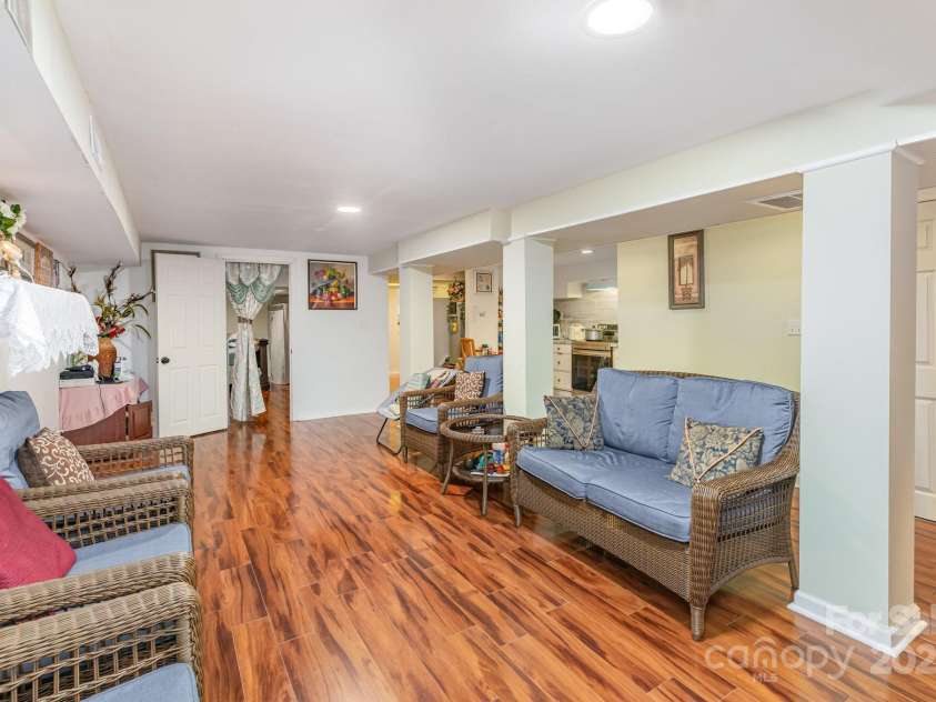 9716 Sunway Drive, Mint Hill, NC 28227.  MLS# CAR4321124, YatesRealty ID 34939. 