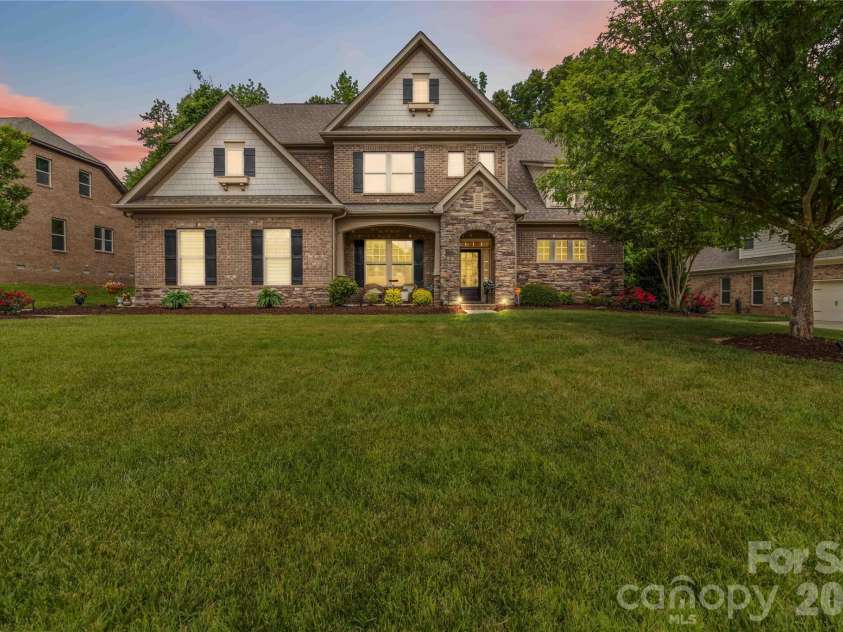8070 Clems Branch Road, Fort Mill, SC 29707.  MLS# CAR4375548, YatesRealty ID 34940. 
