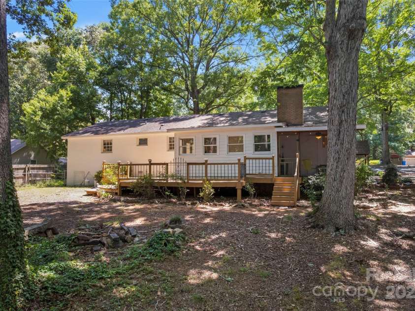 117 Kings Drive, Locust, NC 28097.  MLS# CAR4282694, YatesRealty ID 34941. 