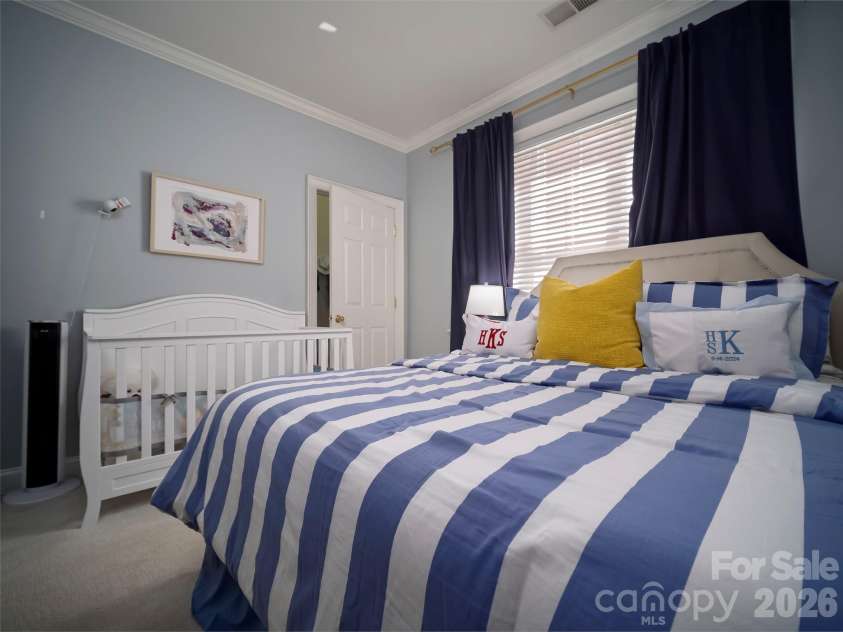 5609 Fairview Road, Charlotte, NC 28209.  MLS# CAR4374465, YatesRealty ID 34941. 