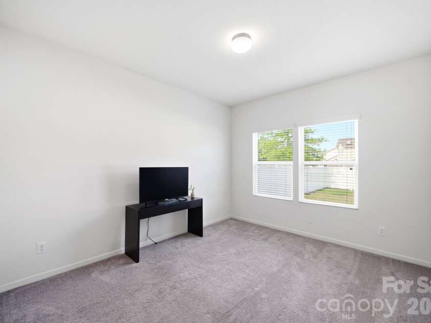 1249 Ettrick Avenue, Rock Hill, SC 29732.  MLS# CAR4378244, YatesRealty ID 34942. First floor guest bedroom #1