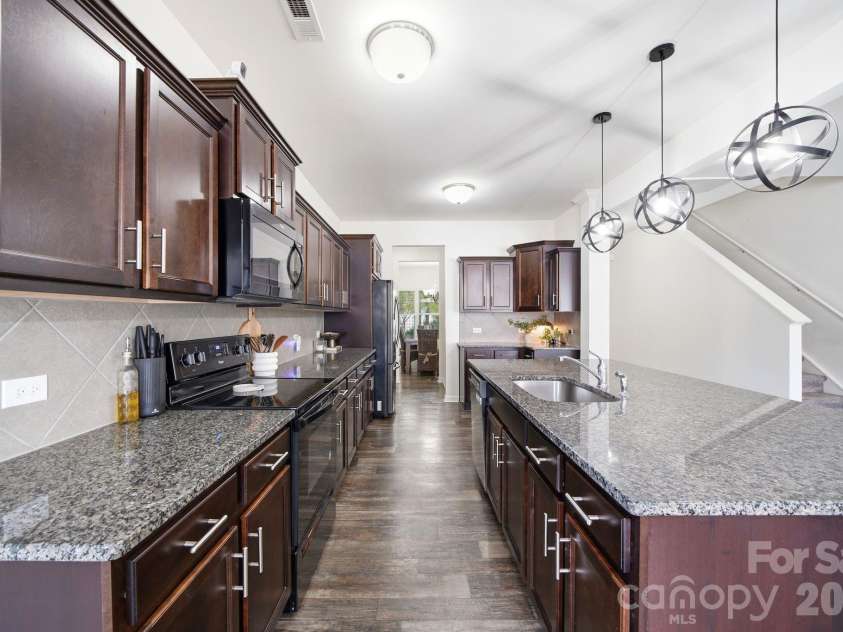 1249 Ettrick Avenue, Rock Hill, SC 29732.  MLS# CAR4378244, YatesRealty ID 34942. Massive kitchen with deep single stainless steel sink!