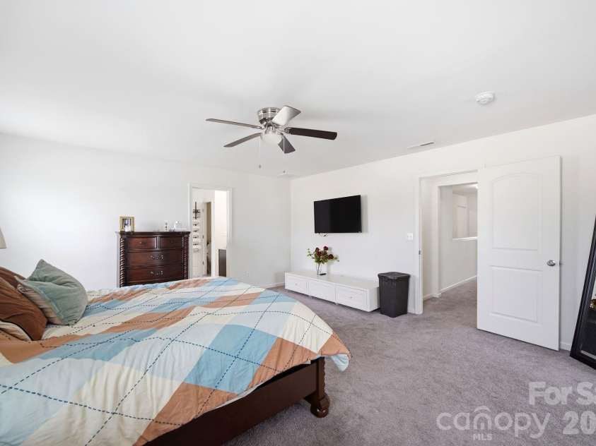 1249 Ettrick Avenue, Rock Hill, SC 29732.  MLS# CAR4378244, YatesRealty ID 34942. Primary Suite