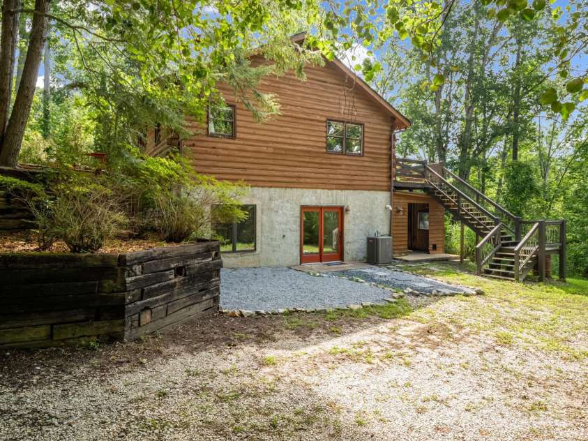 194 Bear Creek Drive, Fletcher, NC 28732.  MLS# CAR4287026, YatesRealty ID 34943. Need your own outdoor living area for the lower level? There is the perfect spot for one here!