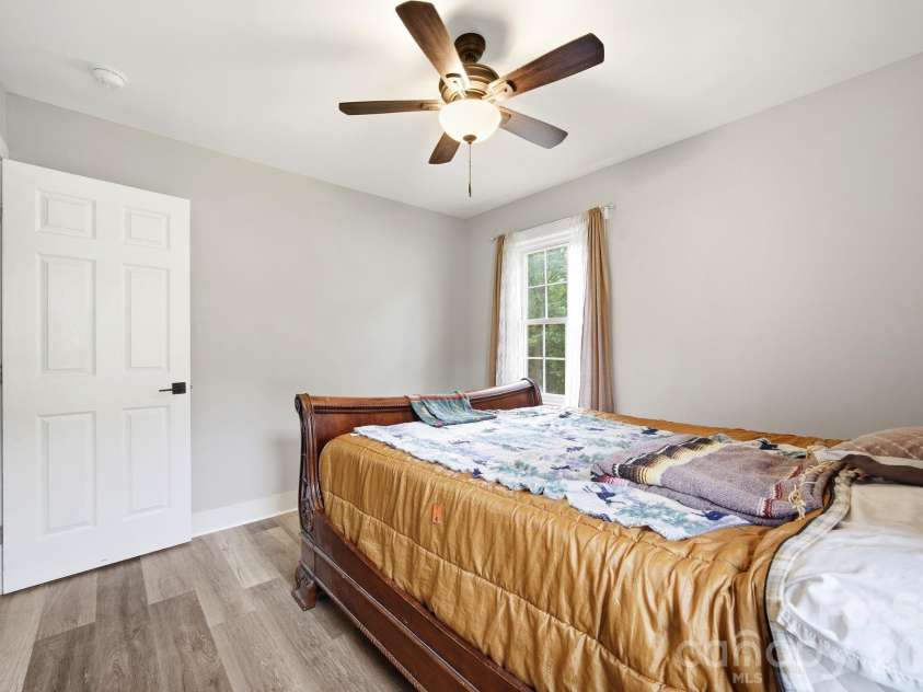 2190 Dobys Bridge Road, Fort Mill, SC 29715.  MLS# CAR4394938, YatesRealty ID 34943. 