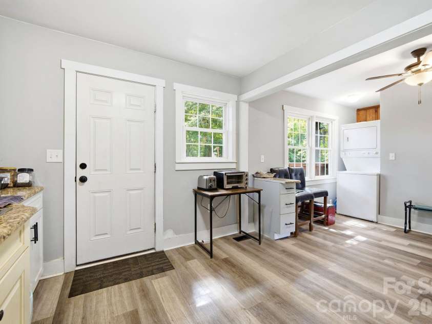 2190 Dobys Bridge Road, Fort Mill, SC 29715.  MLS# CAR4394938, YatesRealty ID 34943. 
