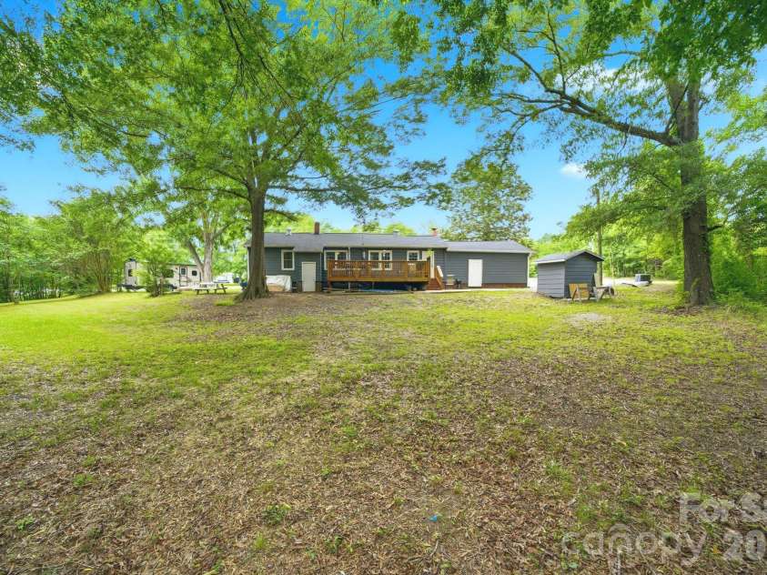 2190 Dobys Bridge Road, Fort Mill, SC 29715.  MLS# CAR4394938, YatesRealty ID 34943. 