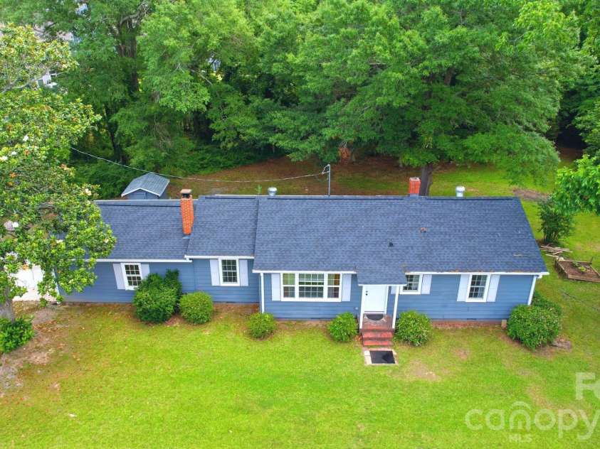 2190 Dobys Bridge Road, Fort Mill, SC 29715.  MLS# CAR4394938, YatesRealty ID 34943. 