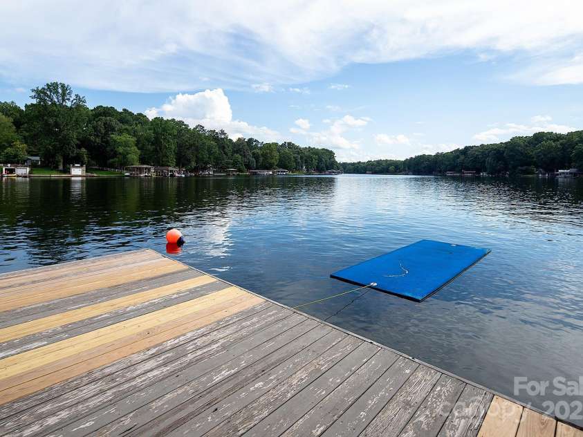 457 Emerald Shores Road, Mount Gilead, NC 27306.  MLS# CAR4292322, YatesRealty ID 34946. 