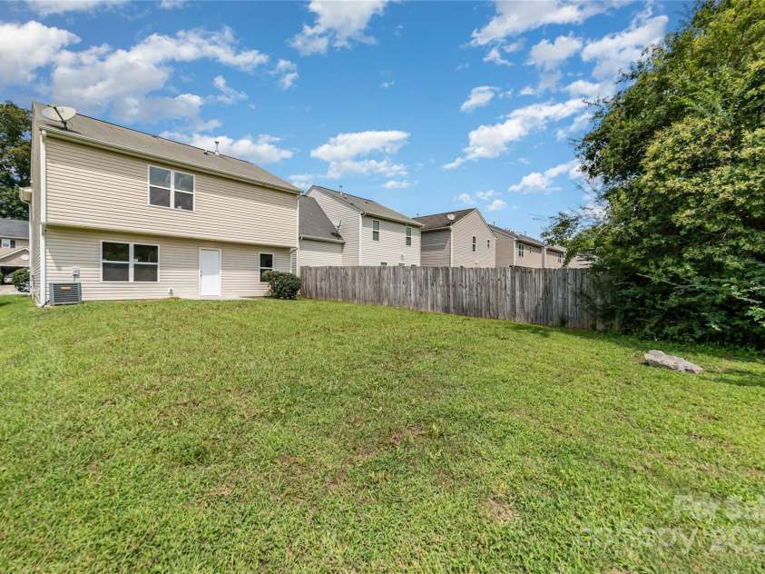 4437 Esmeralda Drive, Charlotte, NC 28269.  MLS# CAR4282321, YatesRealty ID 34947. 