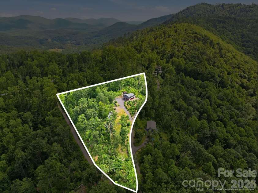 854 Ox Creek Crest Lane, Weaverville, NC 28787.  MLS# CAR4394336, YatesRealty ID 34947. 