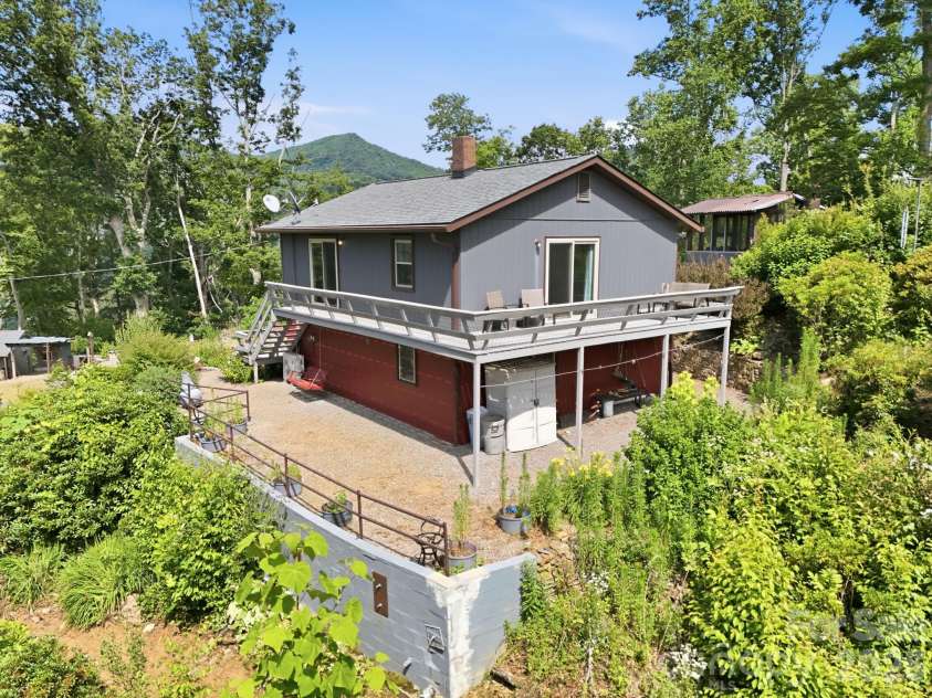 854 Ox Creek Crest Lane, Weaverville, NC 28787.  MLS# CAR4394336, YatesRealty ID 34947. 