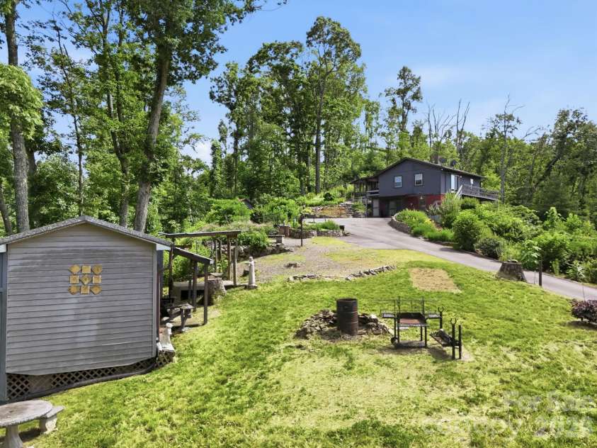 854 Ox Creek Crest Lane, Weaverville, NC 28787.  MLS# CAR4394336, YatesRealty ID 34947. 