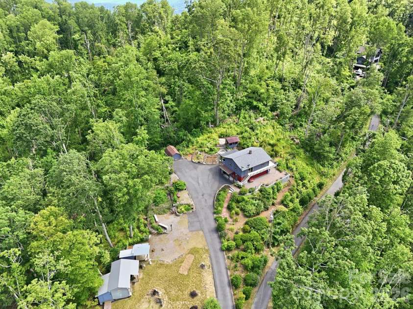 854 Ox Creek Crest Lane, Weaverville, NC 28787.  MLS# CAR4394336, YatesRealty ID 34947. 