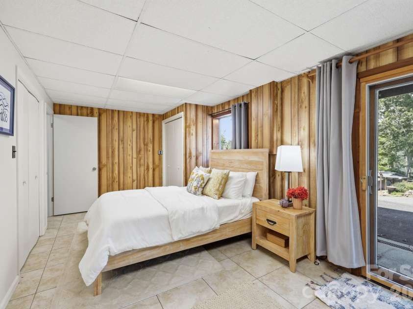 854 Ox Creek Crest Lane, Weaverville, NC 28787.  MLS# CAR4394336, YatesRealty ID 34947. 