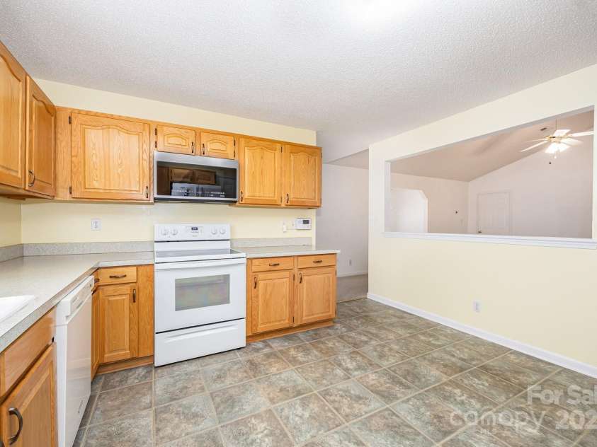 202 Hidden Creek Circle, Salisbury, NC 28147.  MLS# CAR4291340, YatesRealty ID 34948. 