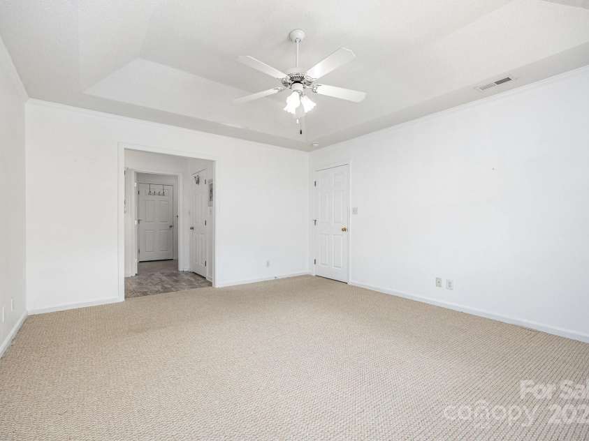 202 Hidden Creek Circle, Salisbury, NC 28147.  MLS# CAR4291340, YatesRealty ID 34948. 