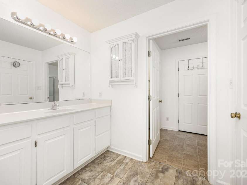 202 Hidden Creek Circle, Salisbury, NC 28147.  MLS# CAR4291340, YatesRealty ID 34948. 