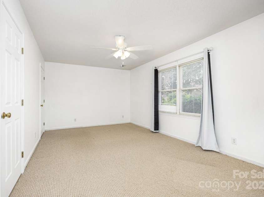 202 Hidden Creek Circle, Salisbury, NC 28147.  MLS# CAR4291340, YatesRealty ID 34948. 