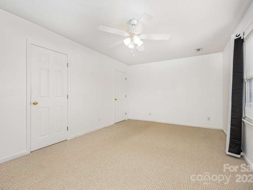 202 Hidden Creek Circle, Salisbury, NC 28147.  MLS# CAR4291340, YatesRealty ID 34948. 