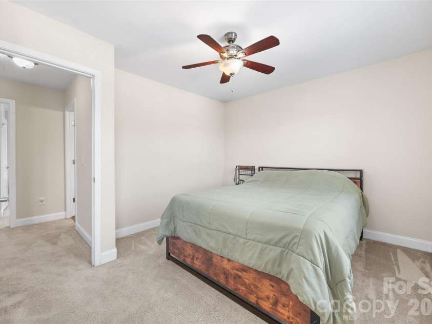 14712 Vaughan Drive, Charlotte, NC 28273.  MLS# CAR4390670, YatesRealty ID 34949. Bedroom 3