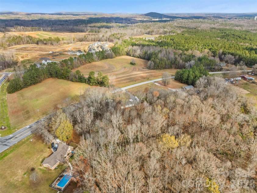 6027 Campbell Road, York, SC 29745.  MLS# CAR4326747, YatesRealty ID 3495. 