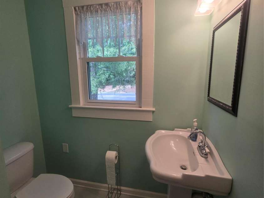 3972 NC Hwy 127 Highway, Hickory, NC 28602.  MLS# CAR4397581, YatesRealty ID 34951. 