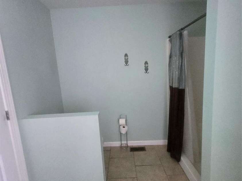 3972 NC Hwy 127 Highway, Hickory, NC 28602.  MLS# CAR4397581, YatesRealty ID 34951. 
