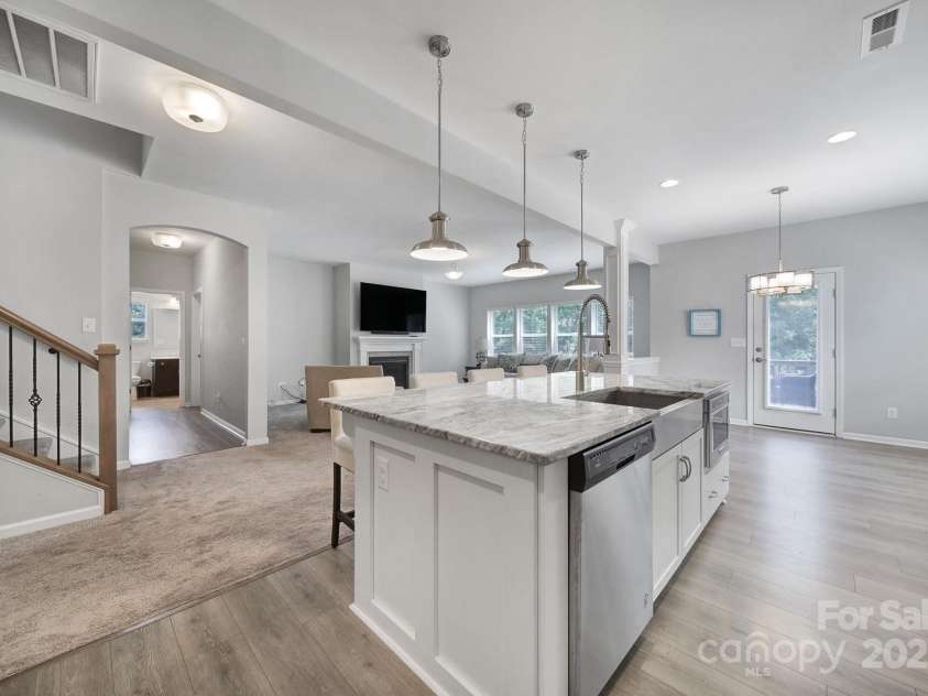 423 Crisfield Court, York, SC 29745.  MLS# CAR4290738, YatesRealty ID 34951. 