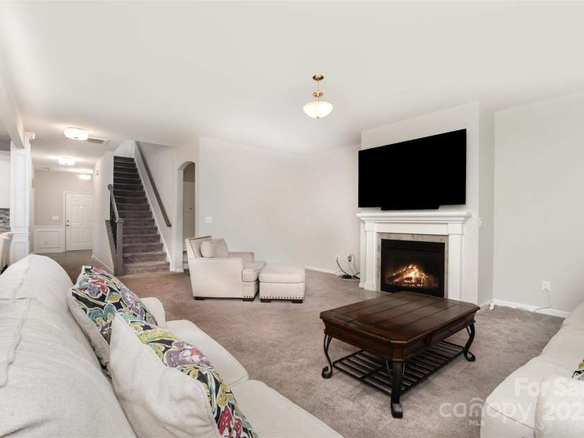 423 Crisfield Court, York, SC 29745.  MLS# CAR4319064, YatesRealty ID 34951. 