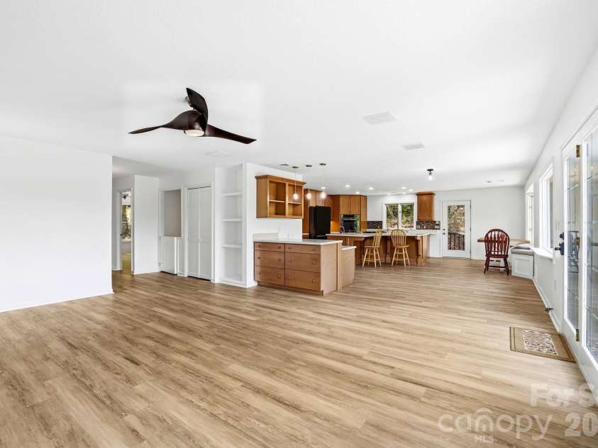 270 Blake Branch Road, Sylva, NC 28779.  MLS# CAR4391908, YatesRealty ID 34952. 