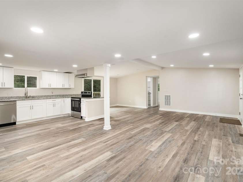 2199 Brightwood Drive, York, SC 29745.  MLS# CAR4295826, YatesRealty ID 34953. 