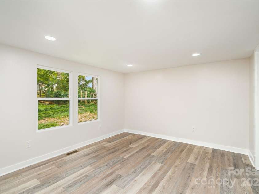 2199 Brightwood Drive, York, SC 29745.  MLS# CAR4295826, YatesRealty ID 34953. 