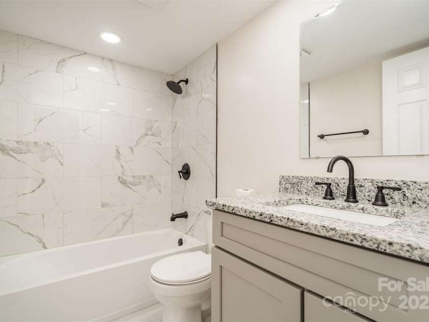 2199 Brightwood Drive, York, SC 29745.  MLS# CAR4295826, YatesRealty ID 34953. 