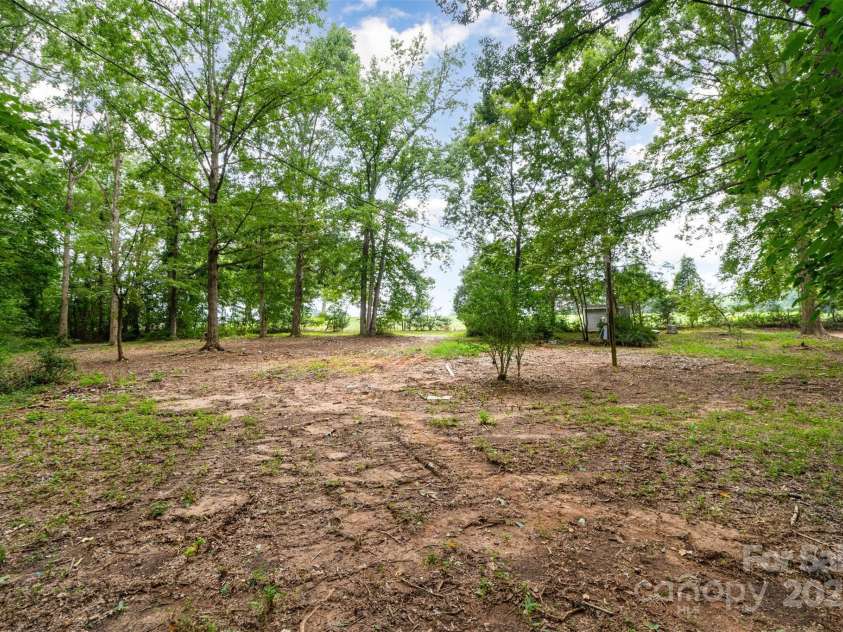 2199 Brightwood Drive, York, SC 29745.  MLS# CAR4295826, YatesRealty ID 34953. 