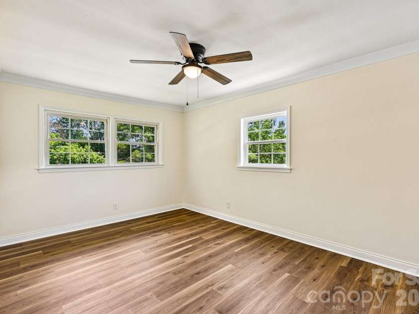 923 Yuma Street, Charlotte, NC 28213.  MLS# CAR4397839, YatesRealty ID 34953. 