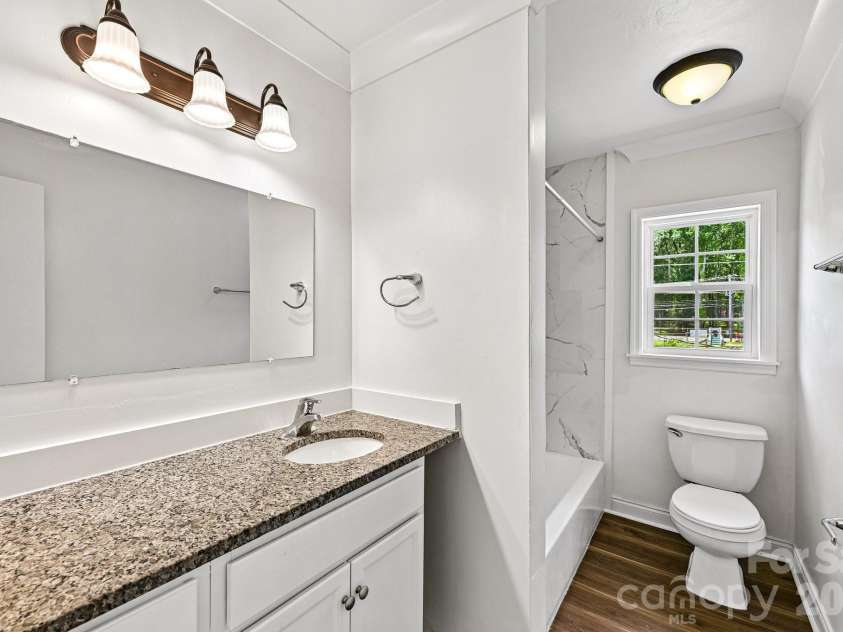 923 Yuma Street, Charlotte, NC 28213.  MLS# CAR4397839, YatesRealty ID 34953. 
