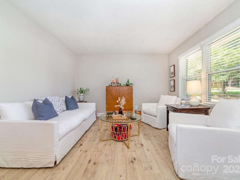 115 Northcrest Drive, Kannapolis, NC 28081.  MLS# CAR4296020, YatesRealty ID 34954. 