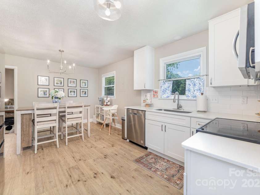 115 Northcrest Drive, Kannapolis, NC 28081.  MLS# CAR4296020, YatesRealty ID 34954. 