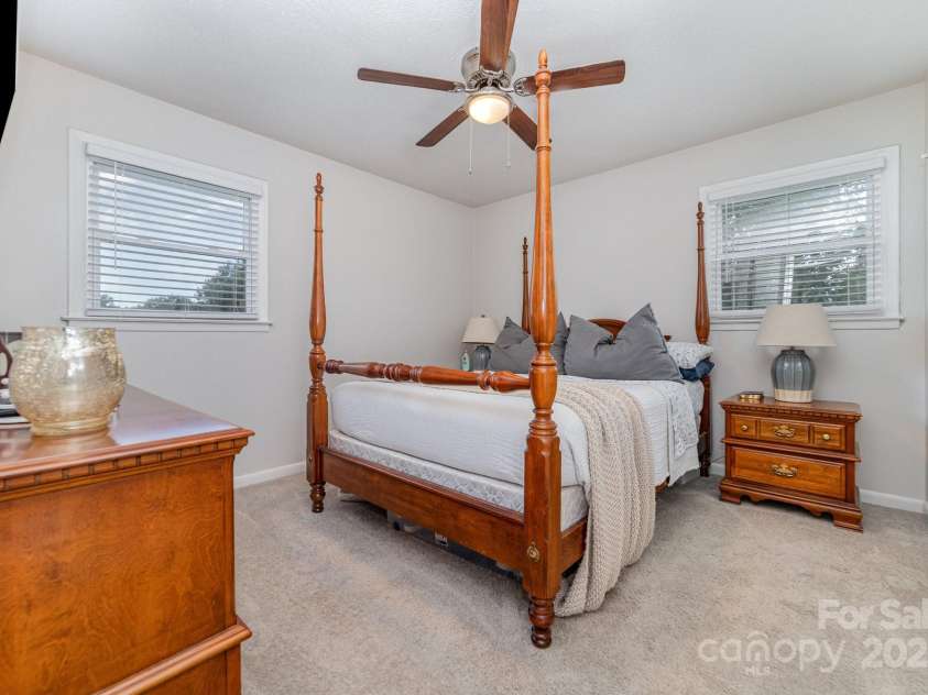 115 Northcrest Drive, Kannapolis, NC 28081.  MLS# CAR4296020, YatesRealty ID 34954. 