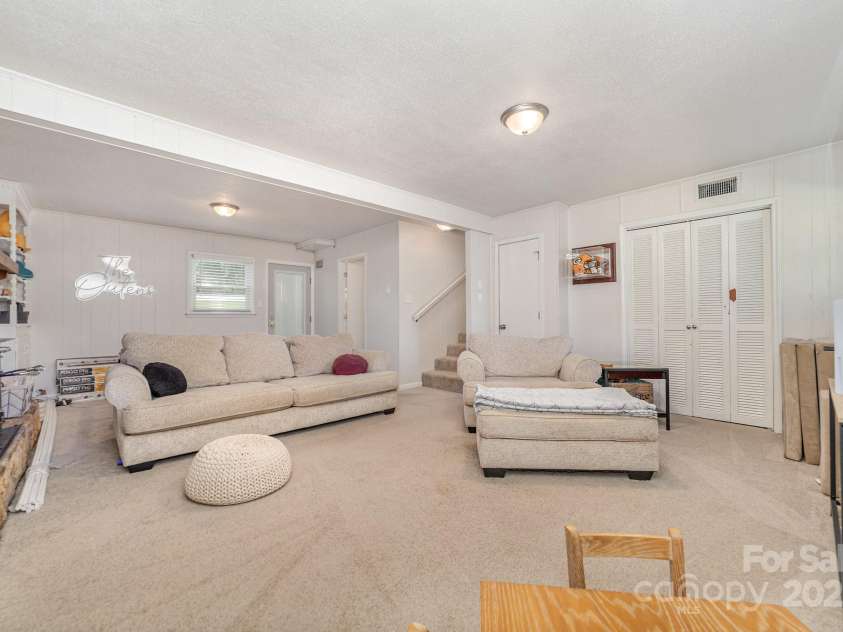 115 Northcrest Drive, Kannapolis, NC 28081.  MLS# CAR4296020, YatesRealty ID 34954. 