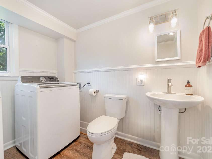 115 Northcrest Drive, Kannapolis, NC 28081.  MLS# CAR4296020, YatesRealty ID 34954. 