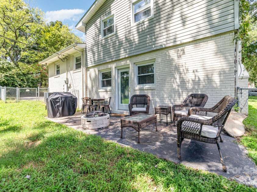 115 Northcrest Drive, Kannapolis, NC 28081.  MLS# CAR4296020, YatesRealty ID 34954. 