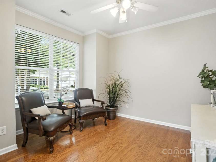 1136 Hammond Drive, Matthews, NC 28104.  MLS# CAR4296408, YatesRealty ID 34955. Office