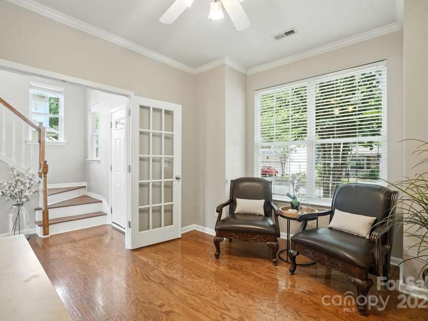 1136 Hammond Drive, Matthews, NC 28104.  MLS# CAR4296408, YatesRealty ID 34955. Office