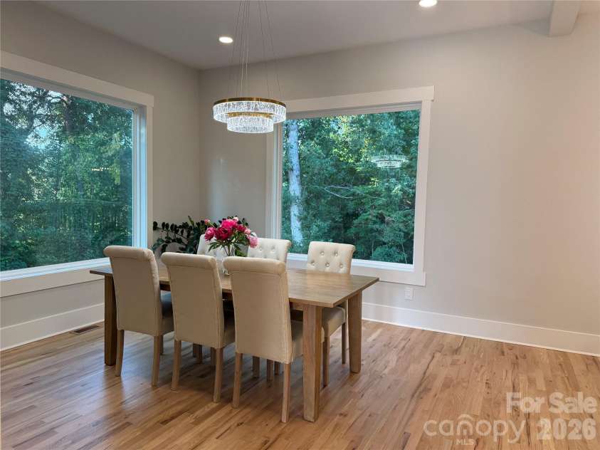 2334 Eagle Glen Court, Gastonia, NC 28056.  MLS# CAR4400481, YatesRealty ID 34955. Dinning