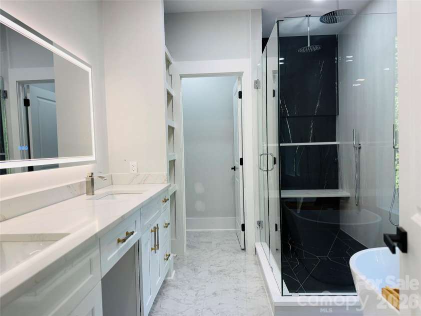 2334 Eagle Glen Court, Gastonia, NC 28056.  MLS# CAR4400481, YatesRealty ID 34955. Master Bathroom