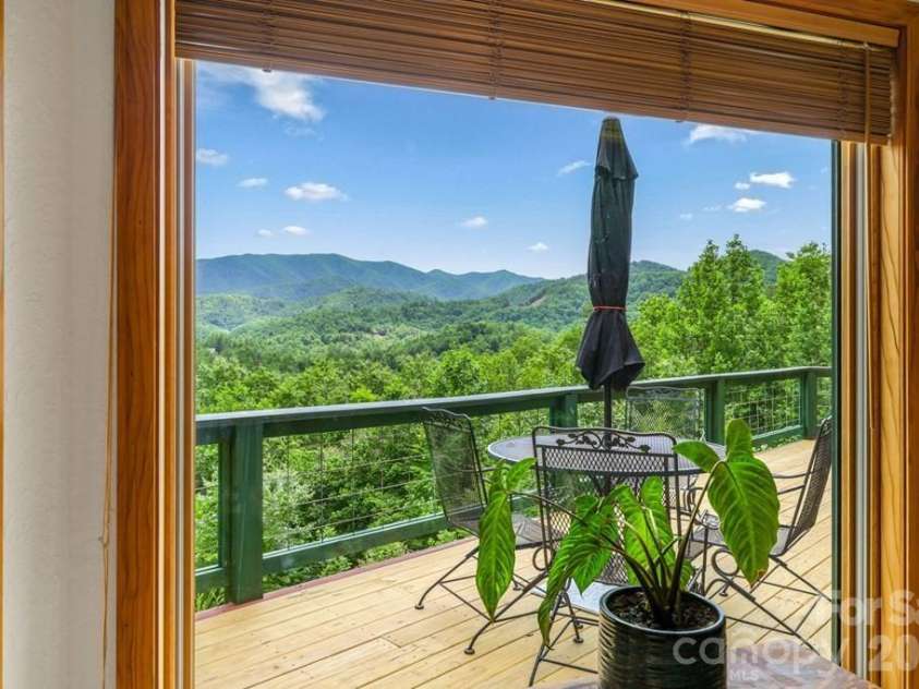 1188 Tobacco Branch Road, Almond, NC 28702.  MLS# CAR4394182, YatesRealty ID 34958. 