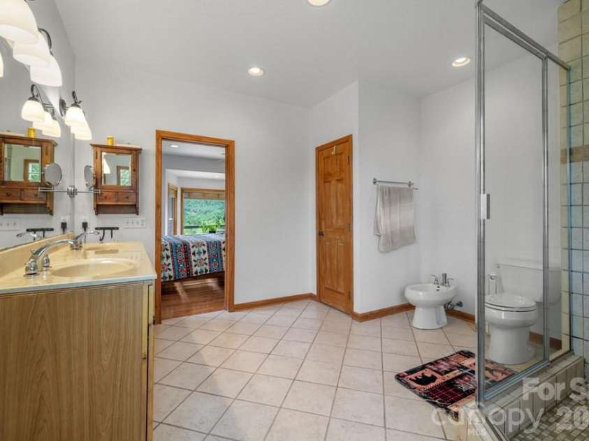 1188 Tobacco Branch Road, Almond, NC 28702.  MLS# CAR4394182, YatesRealty ID 34958. 