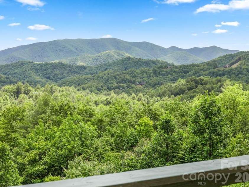 1188 Tobacco Branch Road, Almond, NC 28702.  MLS# CAR4394182, YatesRealty ID 34958. 